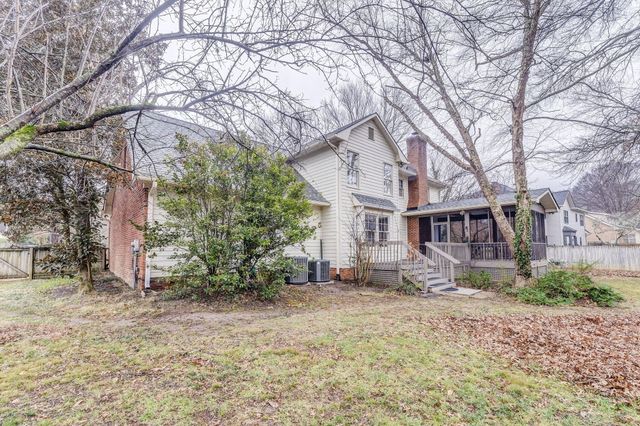 2002 Kingsridge Drive, Dalton, GA 30720