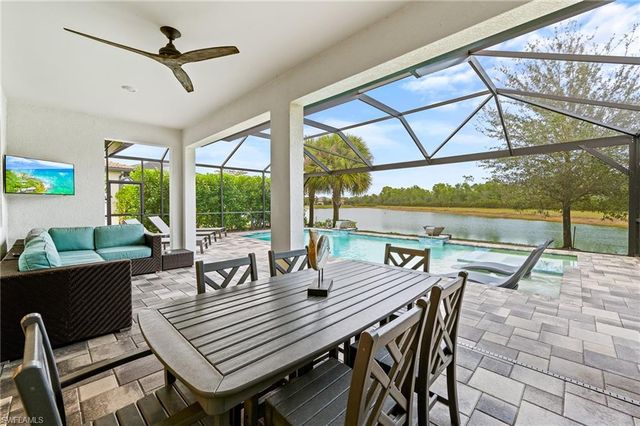 7763 Winding Cypress DR, Naples, FL 34114