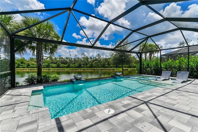 7763 Winding Cypress DR, Naples, FL 34114