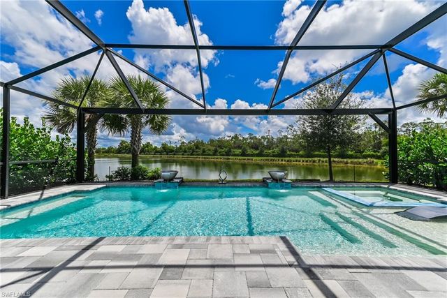 7763 Winding Cypress DR, Naples, FL 34114