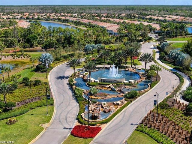 7763 Winding Cypress DR, Naples, FL 34114