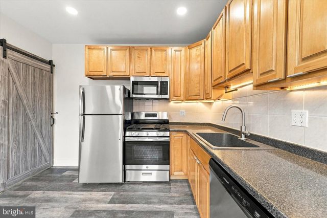 2600 WILMOT ST, Philadelphia, PA 19137