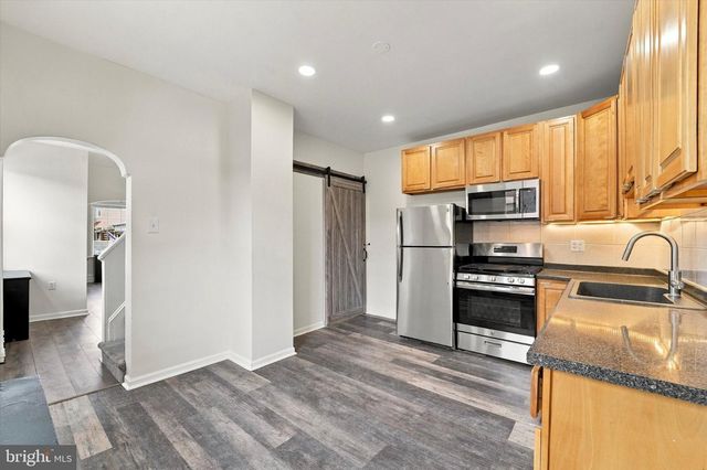 2600 WILMOT ST, Philadelphia, PA 19137