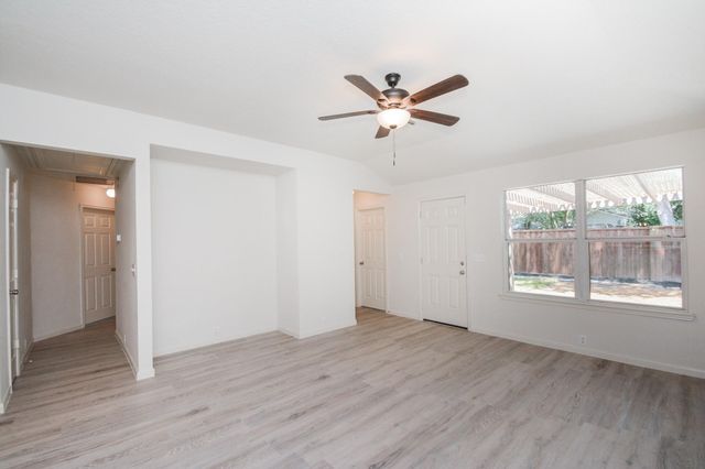 4707 Markham Woods Court, Houston, TX 77345