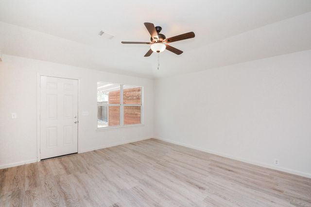 4707 Markham Woods Court, Houston, TX 77345