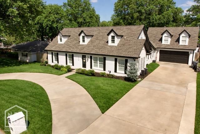 1210 W Country Club, Jonesboro, AR 72401