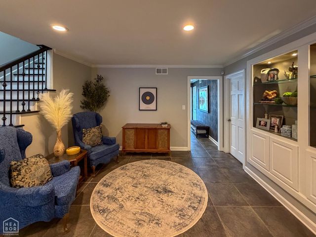 1210 W Country Club, Jonesboro, AR 72401