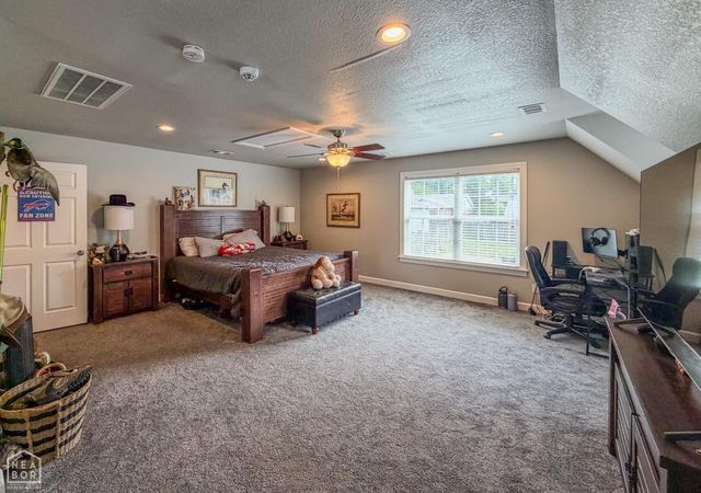 1210 W Country Club, Jonesboro, AR 72401