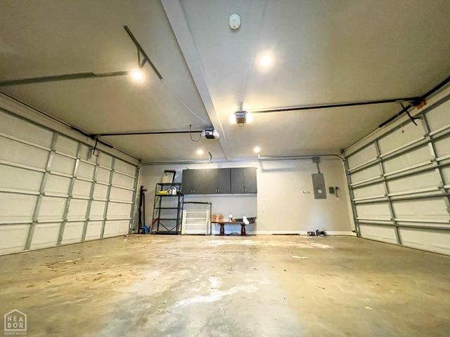 1210 W Country Club, Jonesboro, AR 72401