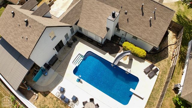 1210 W Country Club, Jonesboro, AR 72401