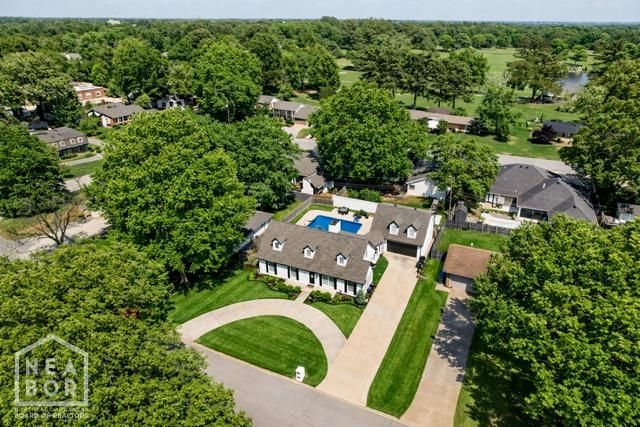 1210 W Country Club, Jonesboro, AR 72401