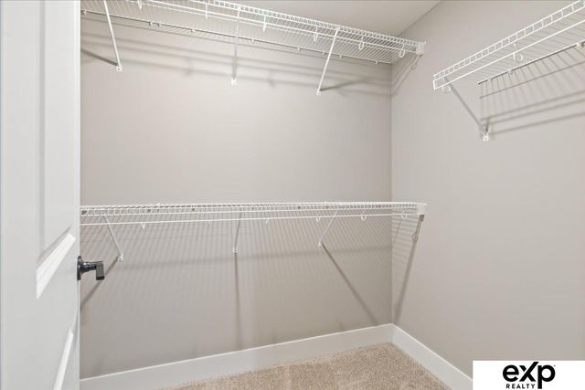 8114 S 177th Street, Omaha, NE 68136