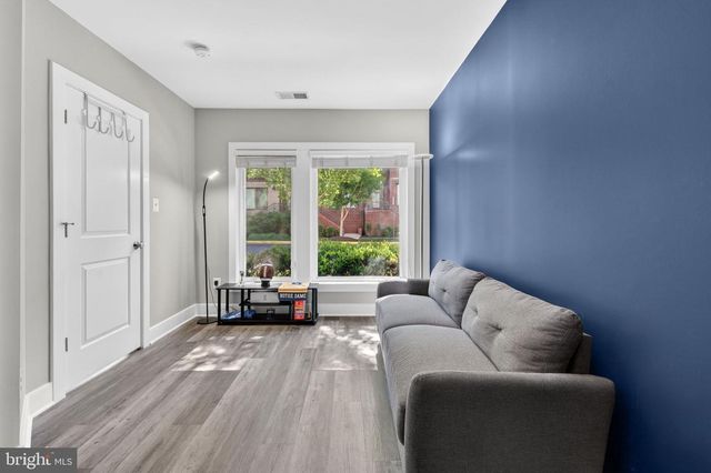 2944 STELLA BLUE LN, Fairfax, VA 22031
