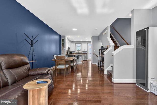 2944 STELLA BLUE LN, Fairfax, VA 22031