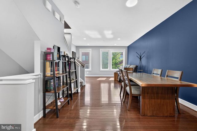 2944 STELLA BLUE LN, Fairfax, VA 22031