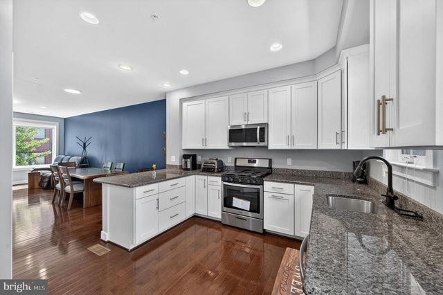 2944 STELLA BLUE LN, Fairfax, VA 22031