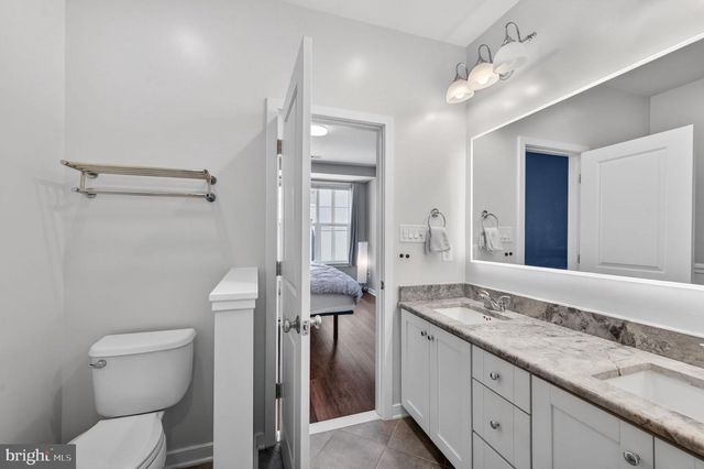 2944 STELLA BLUE LN, Fairfax, VA 22031