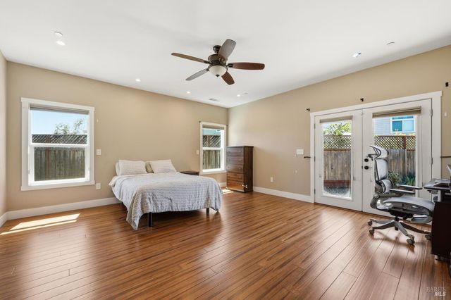 1640 Jenna Pl, Santa Rosa, CA 95403