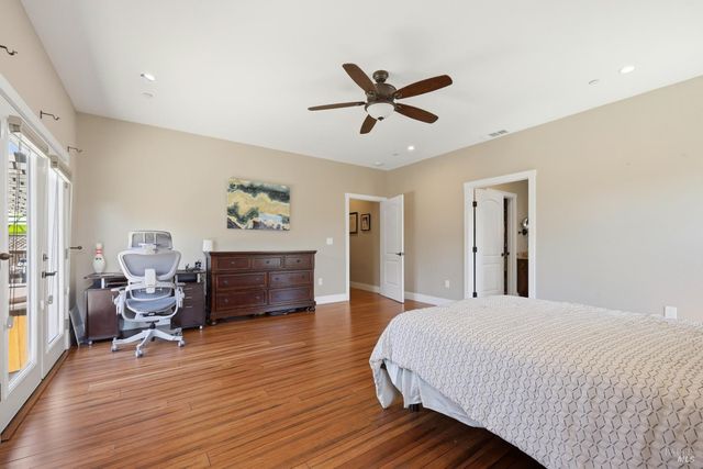 1640 Jenna Pl, Santa Rosa, CA 95403