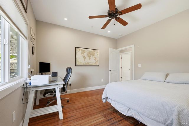 1640 Jenna Pl, Santa Rosa, CA 95403