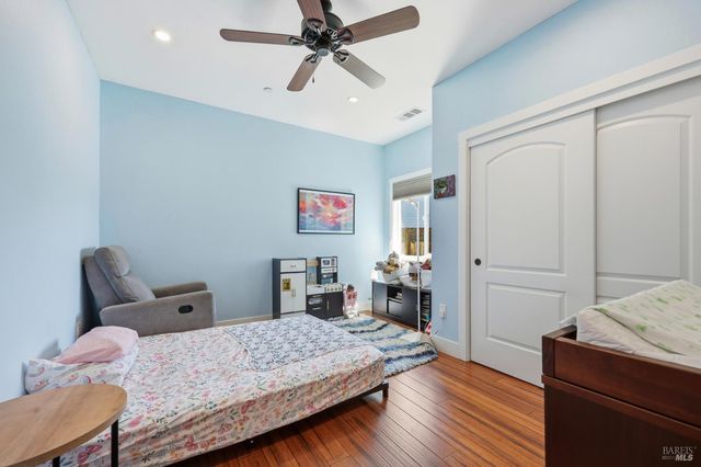 1640 Jenna Pl, Santa Rosa, CA 95403