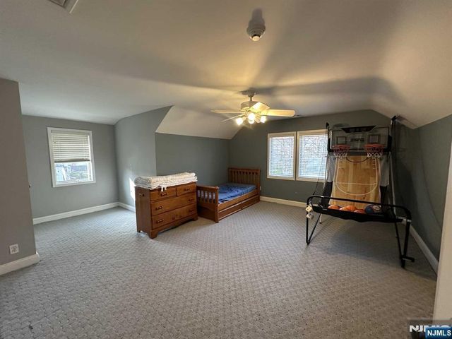 711 Camperdown Road, Teaneck, NJ 07666