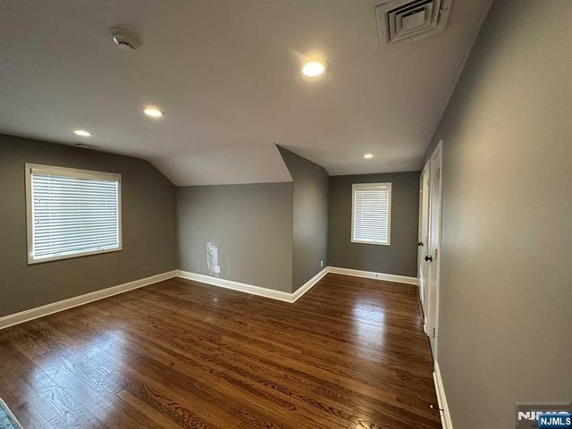 711 Camperdown Road, Teaneck, NJ 07666