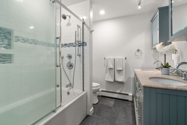 16 Blacksmith Dr, Medfield, MA 02052