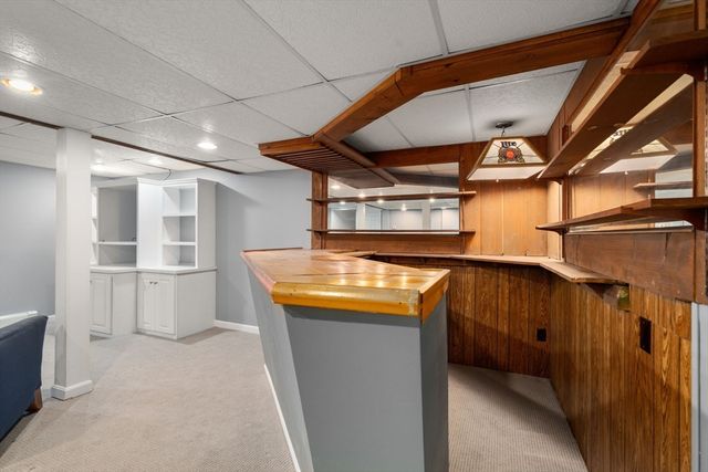 16 Blacksmith Dr, Medfield, MA 02052