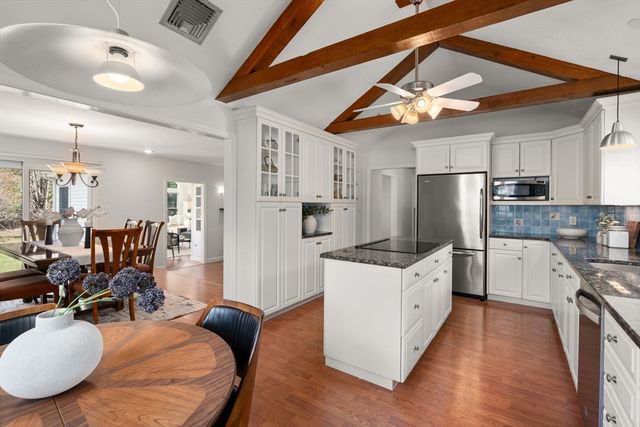 16 Blacksmith Dr, Medfield, MA 02052