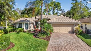 1021 Tivoli CT, Naples, FL 34104
