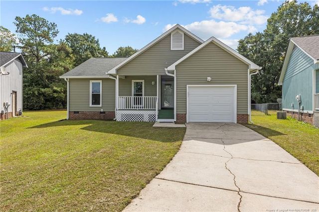 545 Jennings Farm Road, Fayetteville, NC 28314