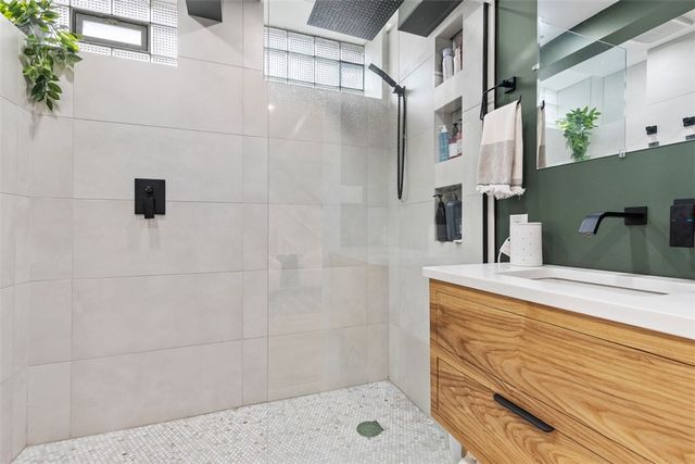 3216 Eastmont Ave, Dormont, PA 15216