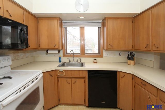 1611 N 60th Street, Lincoln, NE 68505