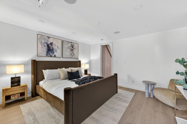 340 CARROLL Street, New York City, NY 11231