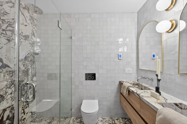 340 CARROLL Street, New York City, NY 11231