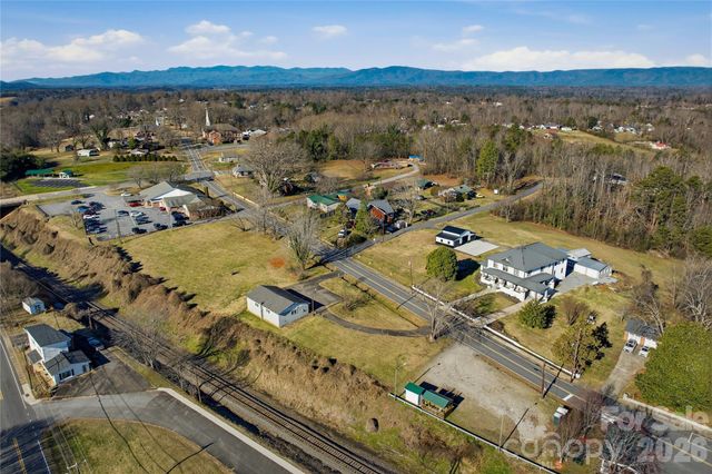 115 Linville Street, Morganton, NC 28655