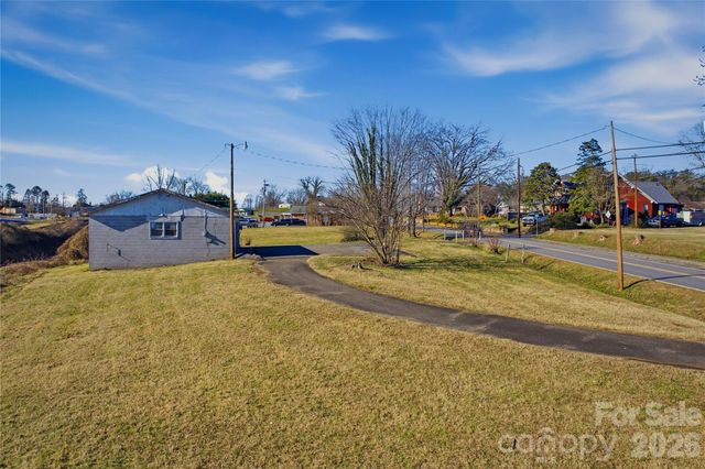 115 Linville Street, Morganton, NC 28655