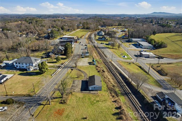 115 Linville Street, Morganton, NC 28655