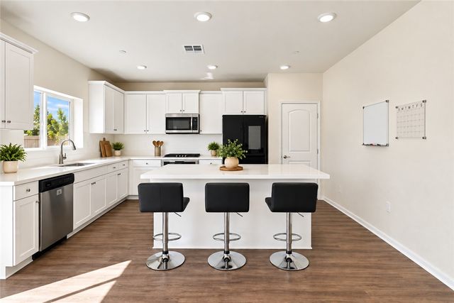 26571 Baneberry Court, Menifee, CA 92585