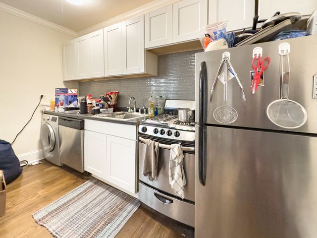 918 Green Bay Road 2C, Winnetka, IL 60093