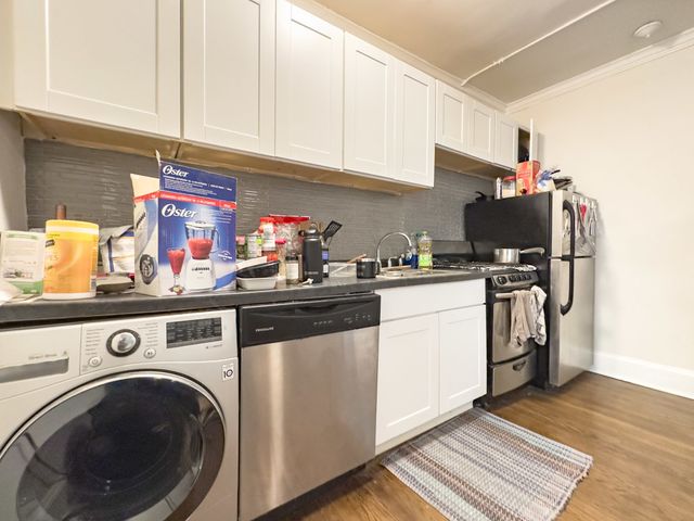 918 Green Bay Road 2C, Winnetka, IL 60093
