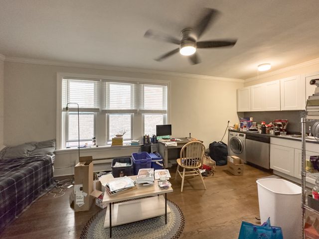 918 Green Bay Road 2C, Winnetka, IL 60093