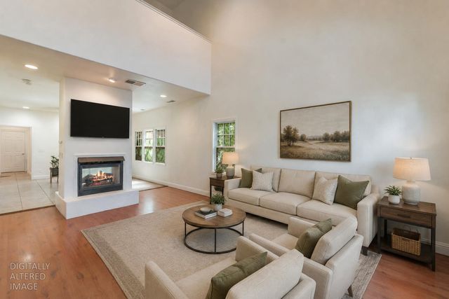 3609 20th Ave, Sacramento, CA 95820