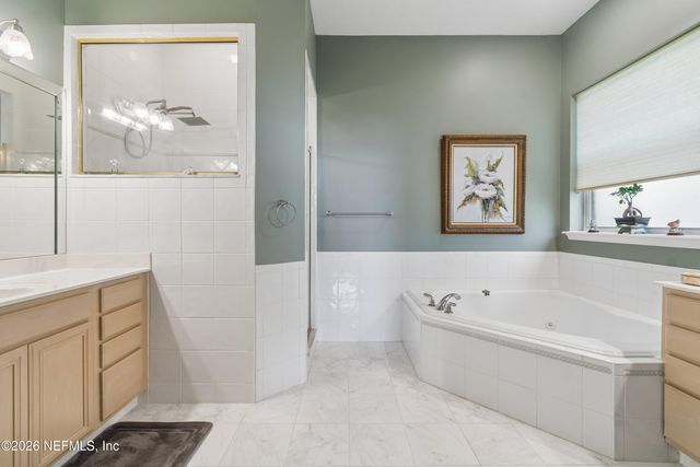 9006 HECKSCHER Drive, Jacksonville, FL 32226