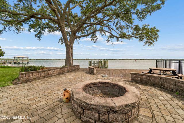 9006 HECKSCHER Drive, Jacksonville, FL 32226