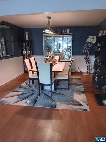 545 Mola Boulevard, Elmwood Park, NJ 07407