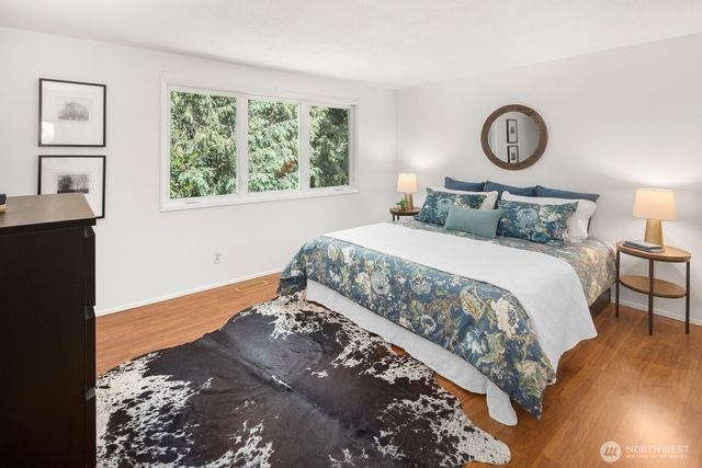 11828 NE 103rd Place, Kirkland, WA 98033