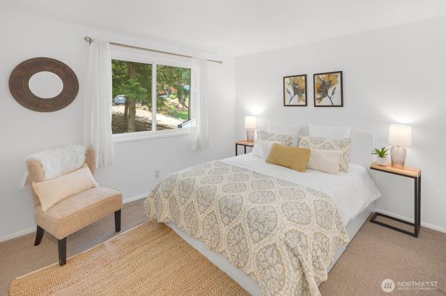 11828 NE 103rd Place, Kirkland, WA 98033