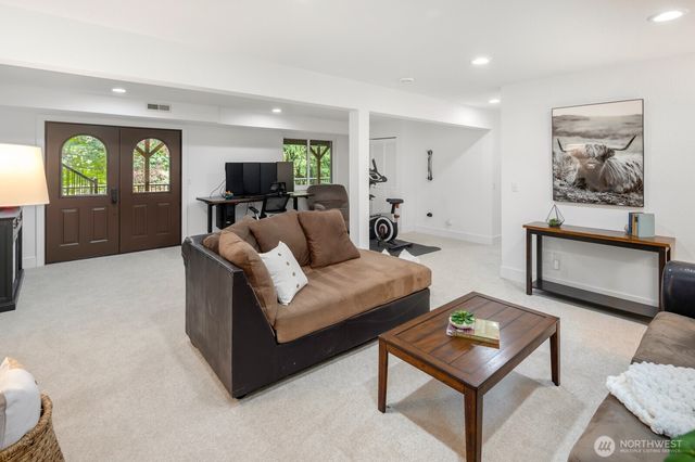 11828 NE 103rd Place, Kirkland, WA 98033